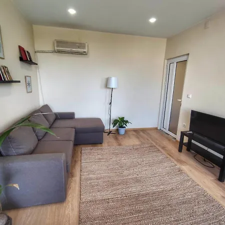 By The Cathedral, 1 Bed Flat * ヴァルナ